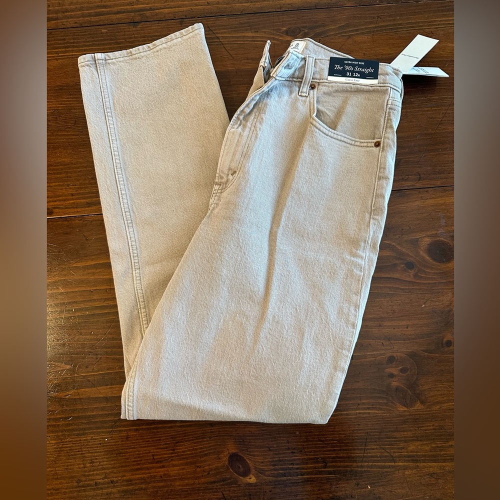 Abercrombie & Fitch The 90s Straight Jean